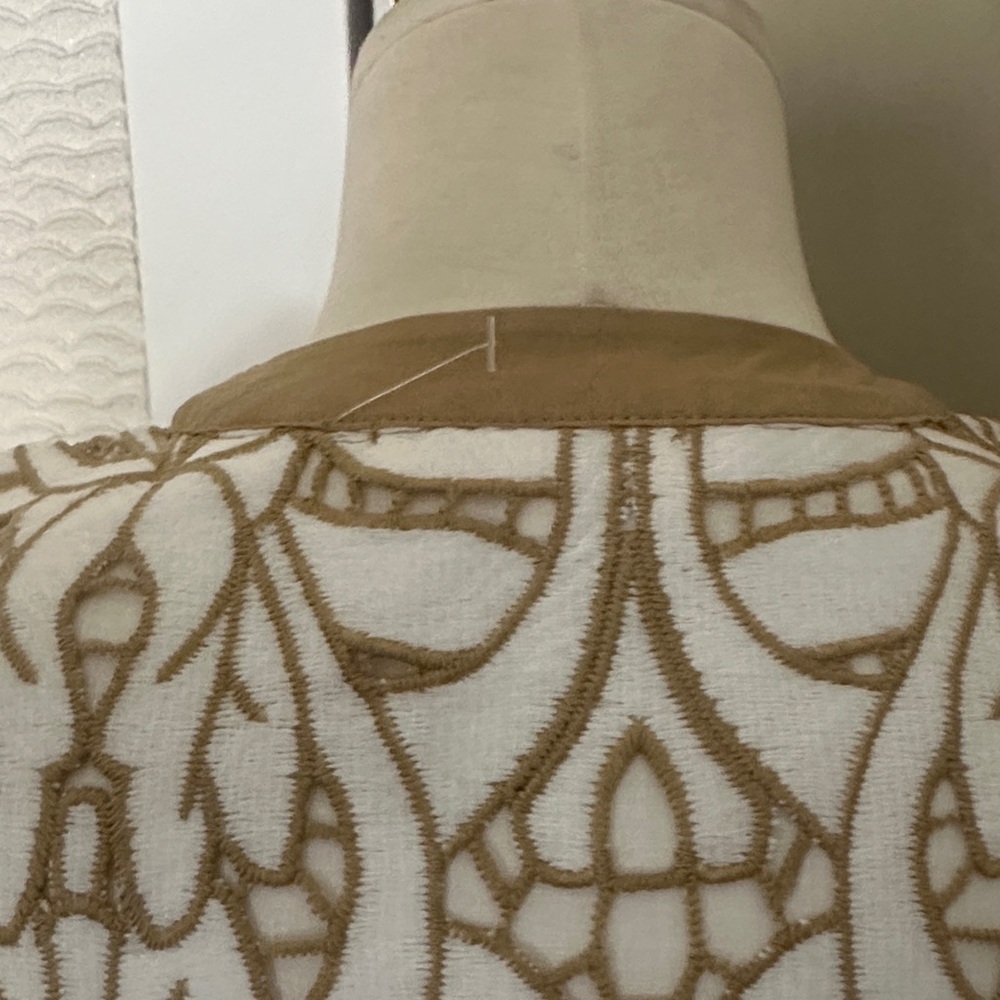 Solitaire White and Gold Lace-Effect Maxi Dress - Picture 11 of 12